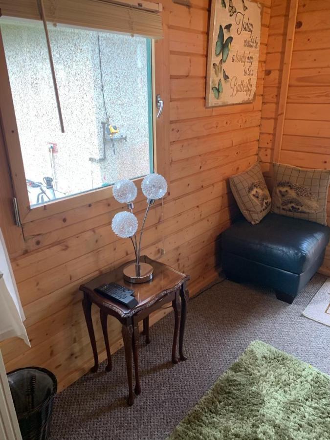 فيلا إينفيرنيسفي Cosy Countryside Cabin المظهر الخارجي الصورة