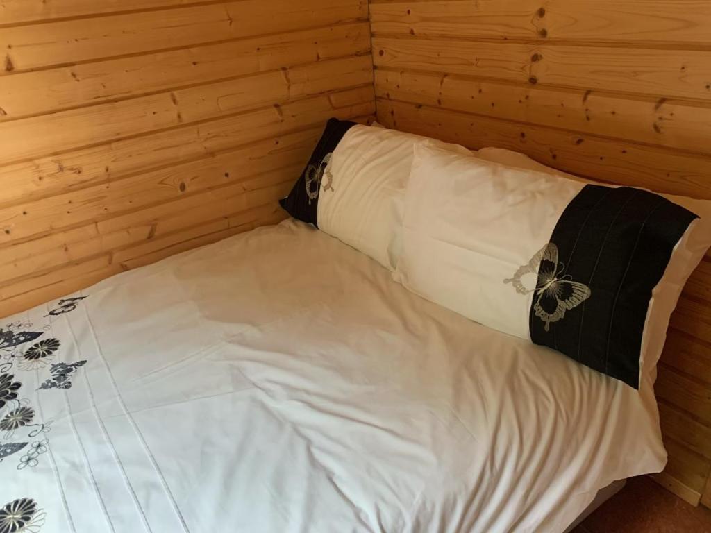 فيلا إينفيرنيسفي Cosy Countryside Cabin المظهر الخارجي الصورة